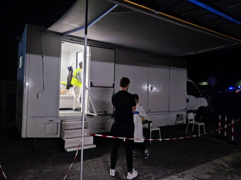 Napoli, alla guida sotto l’effetto di droghe: denunciati in 4