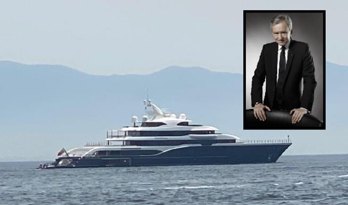 Il super yacht di Arnault respinto a Napoli: “E’ troppo grande”