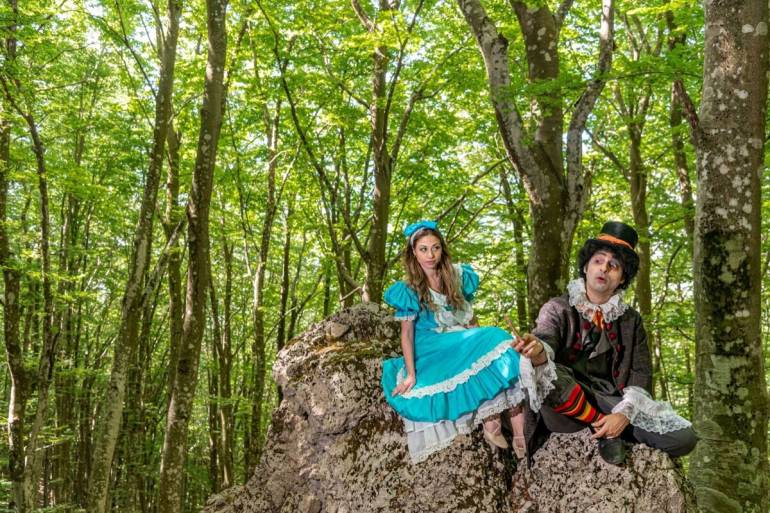 La compagnia degli Sbuffi presenta Alice in Wonderland… a Faito