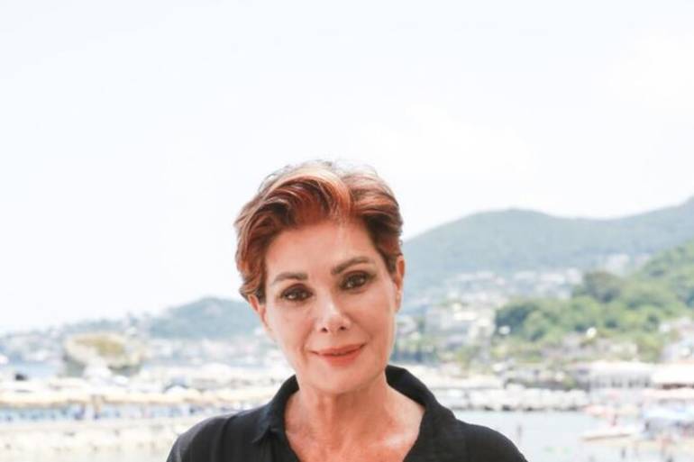 Edwige Fenech si racconta ad Ischia, ‘Ora faccio la mamma per Longoni’