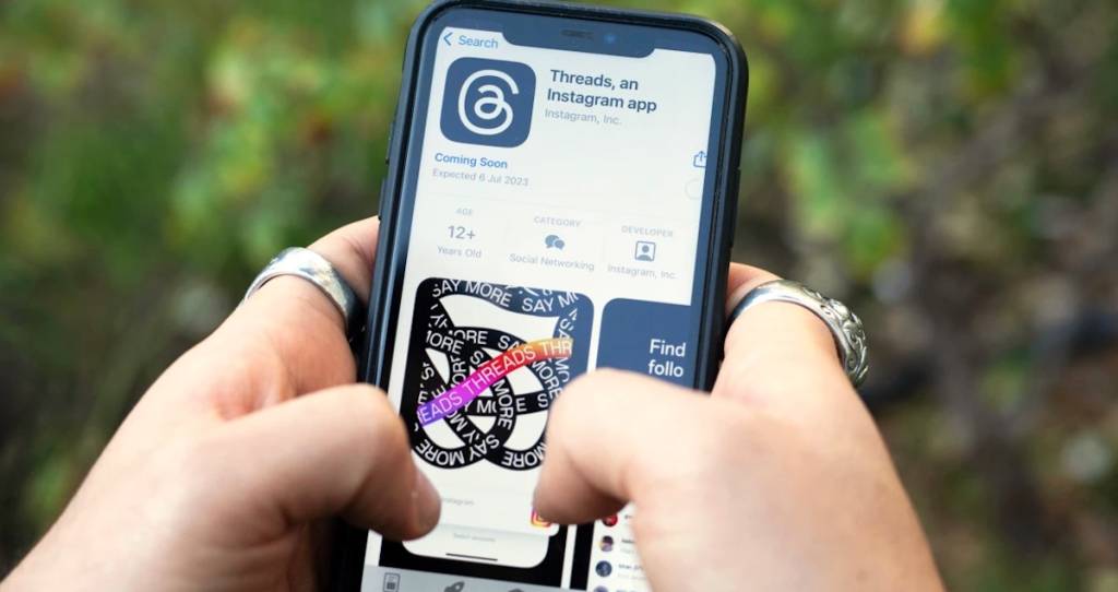 Zuckerberg sfida Twitter con Threads: ed è subito boom di follower