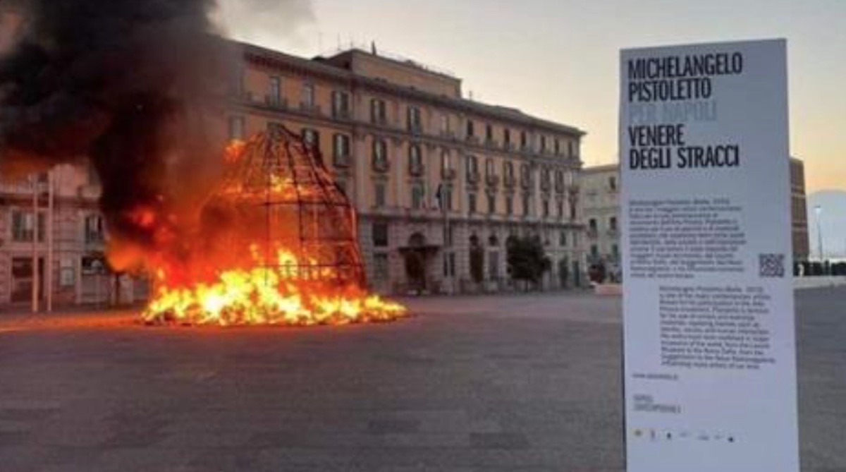 Napoli, Pistoletto: “L’incendio mi spaventa, ma sono pronto a rigenerare la Venere degli stracci”