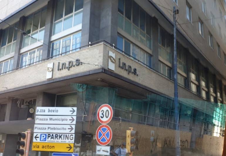 Napoli, proteste per il Reddito di Cittadinanza: domani presidio davanti alla sede Inps