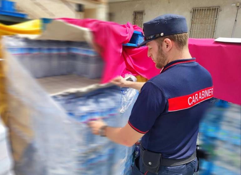 Sant’Arpino, sequestrate 341 confezioni di acque minerali lasciate esposte ai raggi solari