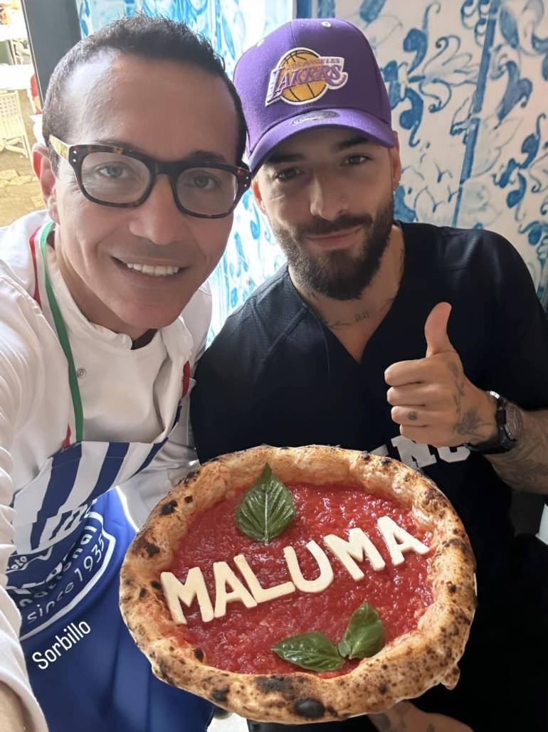 Maluma sul Lungomare e poi pizza da Sorbillo: “Napoli una delle città piu’ belle del mondo”