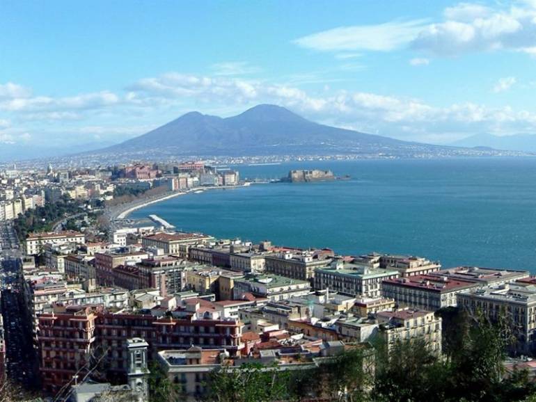Ferragosto, Napoli al nono posto tra le città più gettonate