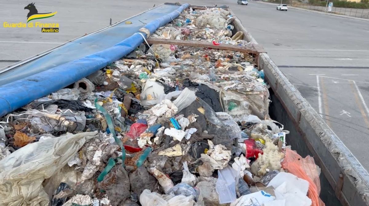 avellino rifiuti speciali