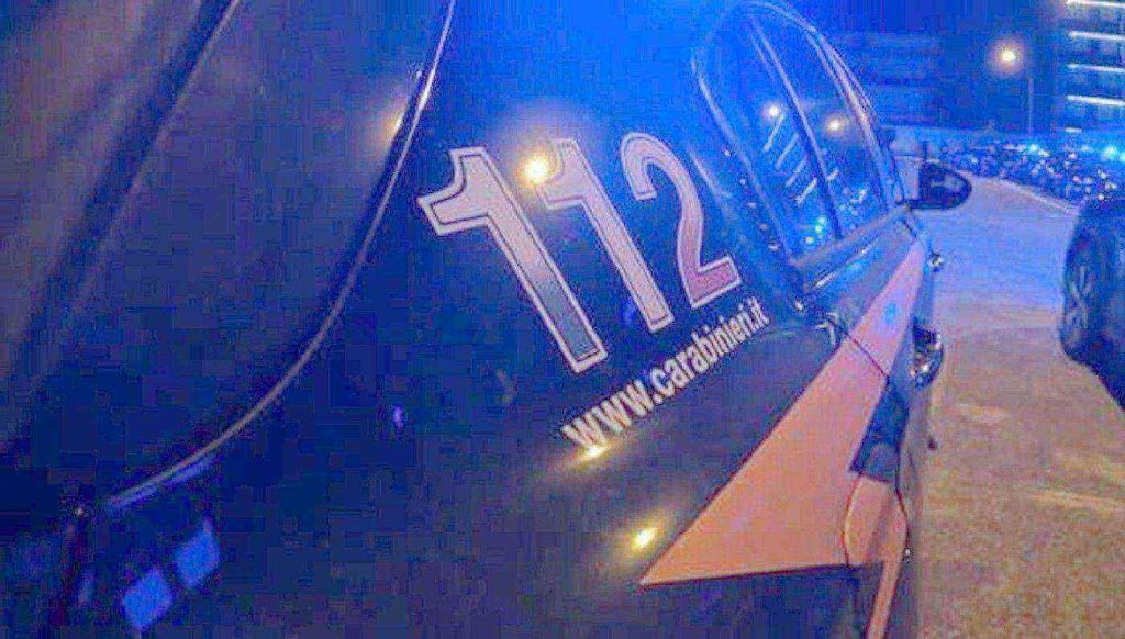 Colpi di pistola nella notte: attentato estorsivo ad Avellino e Atripalda, indagano polizia e carabinieri