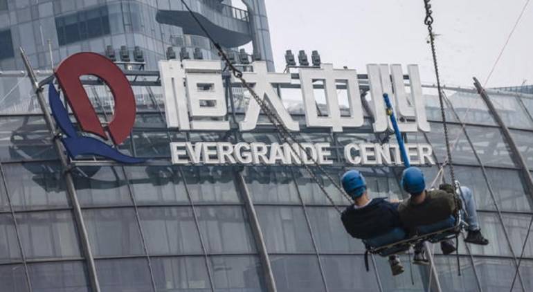 Crack di Evergrande, si teme una Lehman Brothers cinese. Tremano le Borse mondiali