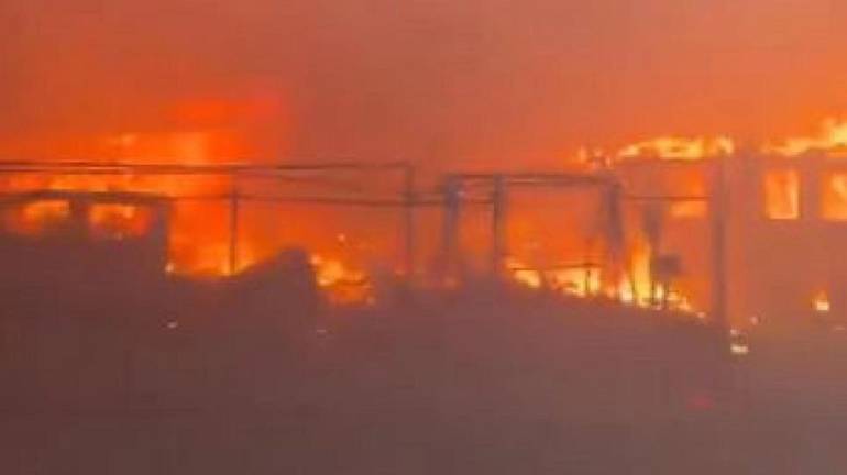 Hawaii in fiamme: 36 morti. Turisti in fuga