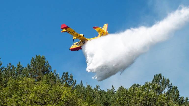 In fiamme 700 ettari di bosco in provincia di Avellino, ‘regia incendiaria dietro roghi’