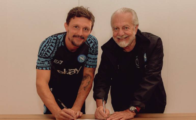 Mario Rui ha rinnovato con il Napoli fino al 2026