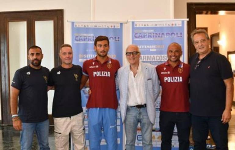 Nuoto: sabato torna la Capri-Napoli, in gara anche Burdisso
