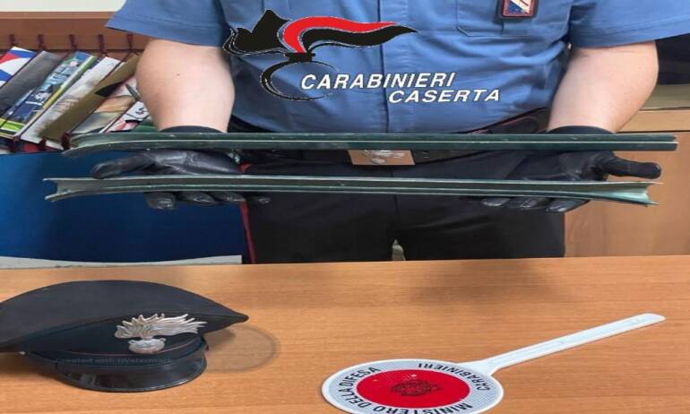 Casapulla, tenta il furto nel negozio di antinfortunistica: arrestato