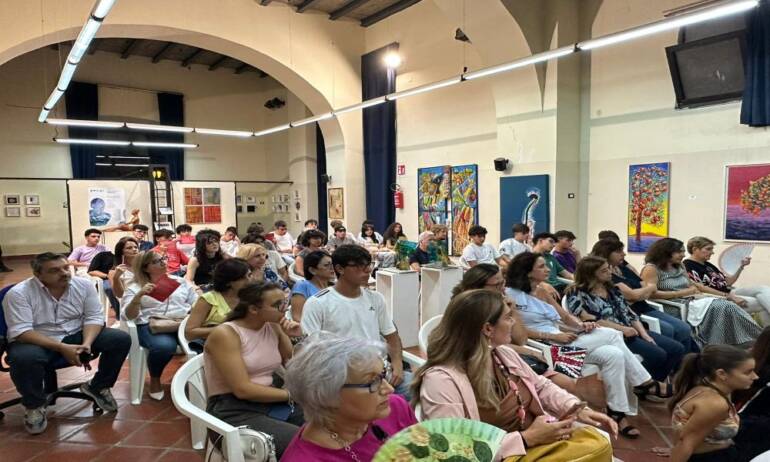 Pomigliano con I colori della poesia  e con grandi firme della letteratura.