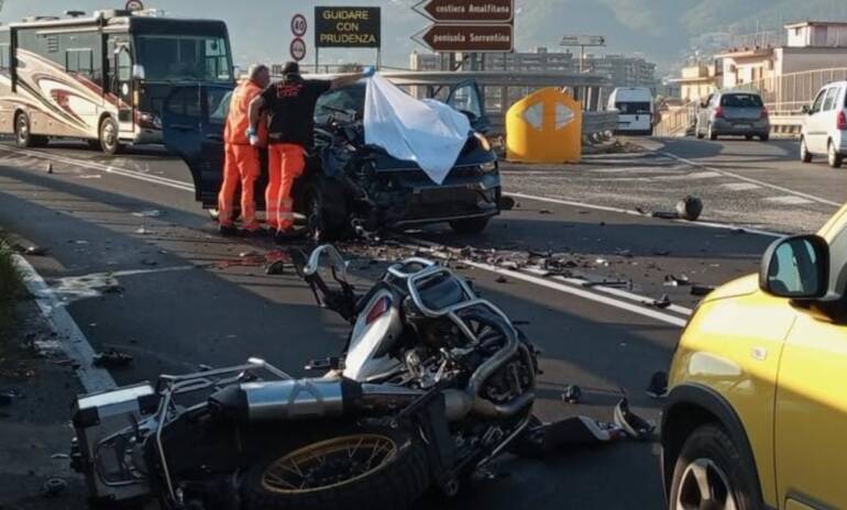 Castellammare, riaperto al traffico il viadotto dopo l’incidente mortale