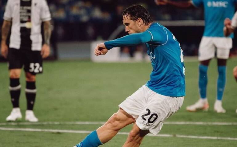 Napoli, sliding doors: ma scoppia il caso Zielinski