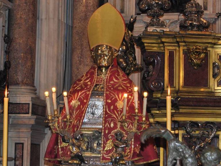 San Gennaro, il santo patrono di Napoli: la storia e il detto “faccia gialla sciogliti”