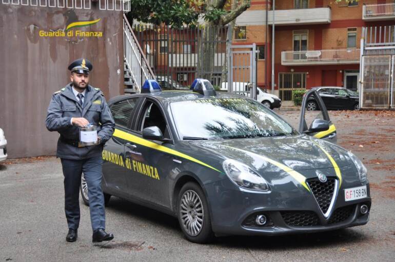Avellino, sequestrati 18mila litri di gasolio non conforme all’uso