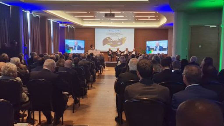 Banche, in buona e cattiva sorte: “Modello Bcc vincente, va riconosciuto”