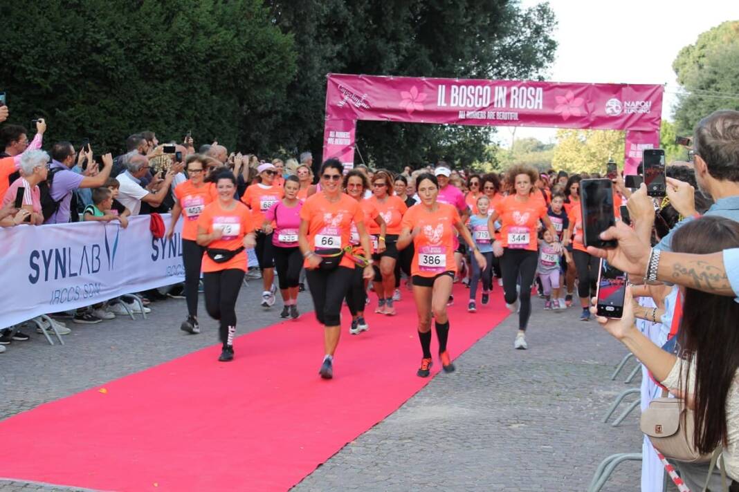Bosco in Rosa: 800 runners per il Santobono tra i viali di Capodimonte