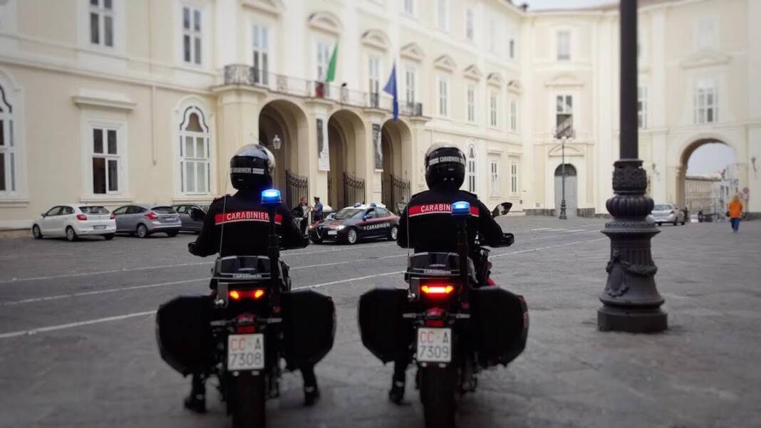 In fuga sullo scooter da Portici a Torre del Greco: bloccati due ragazzini di 14 e 15 anni