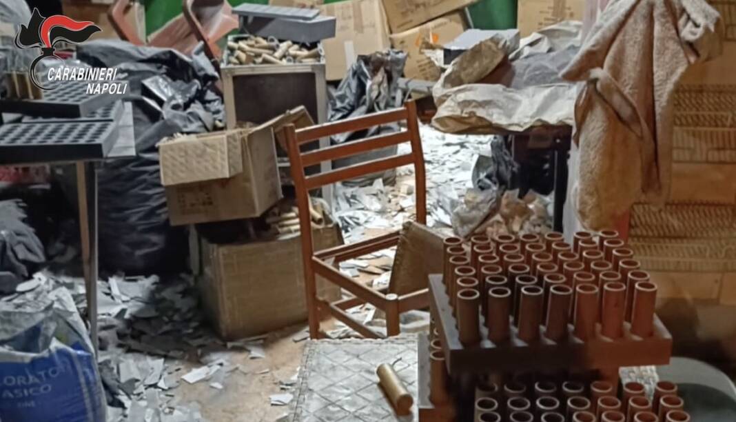 Scampia, sequestrata fabbrica di esplosivi abusiva tra le case del Parco Fiorito