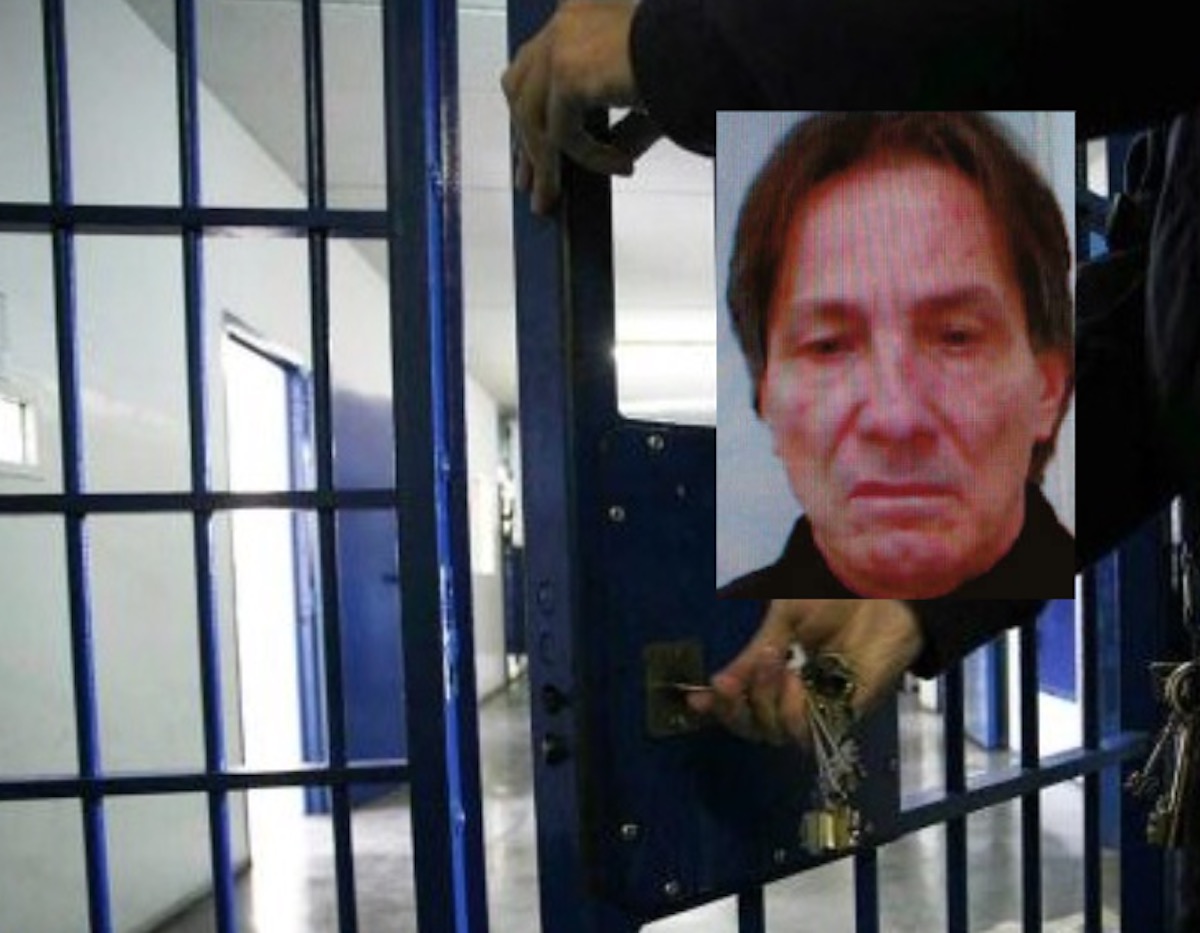 Camorra: arrestato mentre preparava la fuga il boss Giuseppe Lo Russo