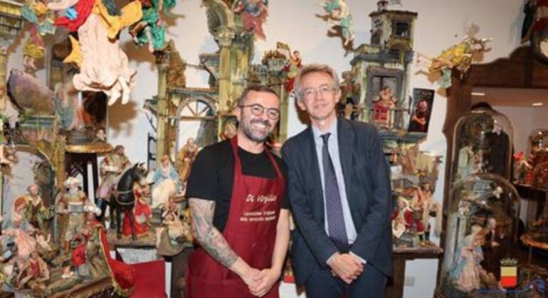 Napoli, sindaco e assessore incontrano gli artigiani di San Gregorio Armeno