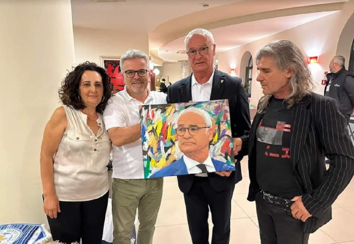 "Un Dono d'Arte e Passione: il ritratto di Claudio Ranieri": l'opera di Mangone