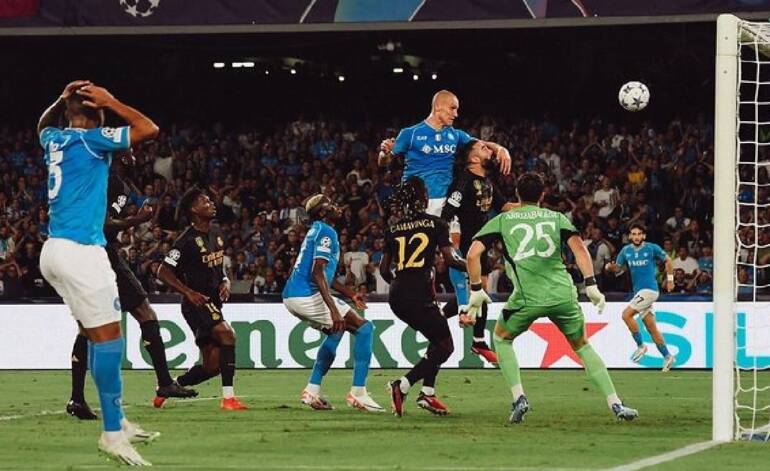 Pagelle Napoli Real: Di Lorenzo, errore sanguinoso. Zielinski super, bene Natan