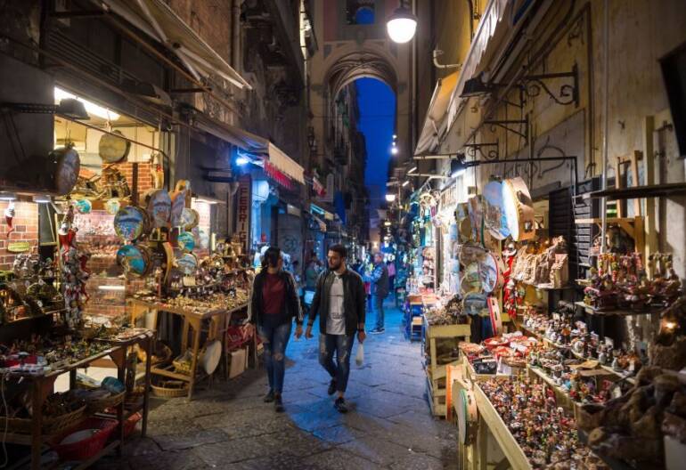 A Napoli nasce la scuola del presepe tradizionale partenopeo