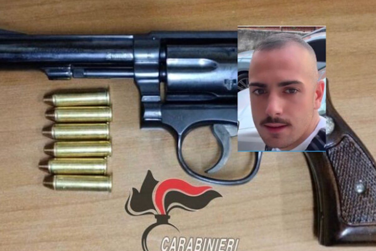Somma Vesuviana, sfuggito a un agguato: dormiva con un revolver nell'armadio. Arrestato
