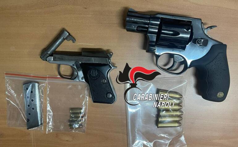 Napoli, in giro armato con pistola carica: arrestato Arcangelo Gabriele Altomare
