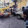 Napoli, rimossi veicoli nel quartiere San Carlo all’Arena