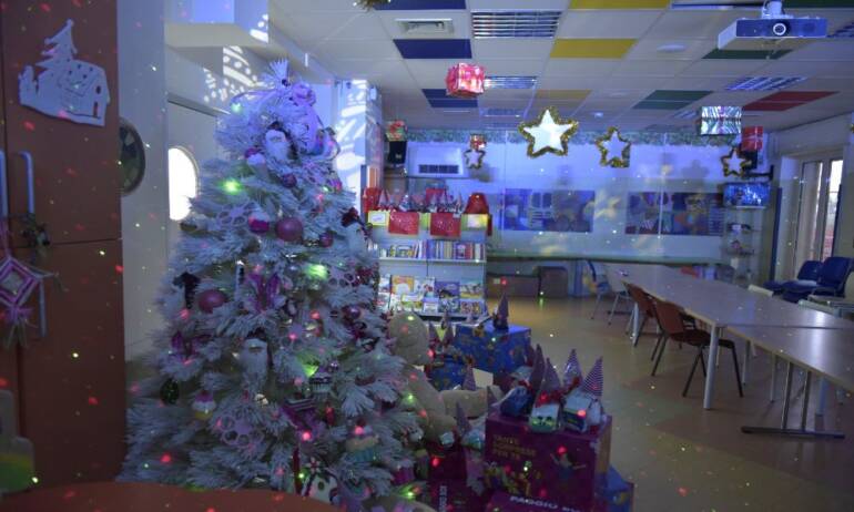 Napoli, partita la maratona solidale ‘Natale al Santobono – un libro per un sorriso’ di Artis Suavitas Aps
