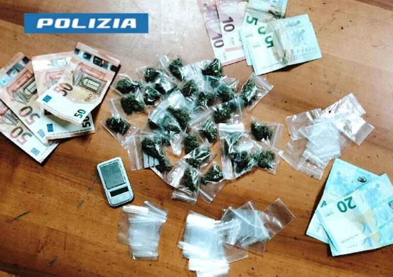 Centro Direzionale, sorpreso con la droga: arrestato un 21enne