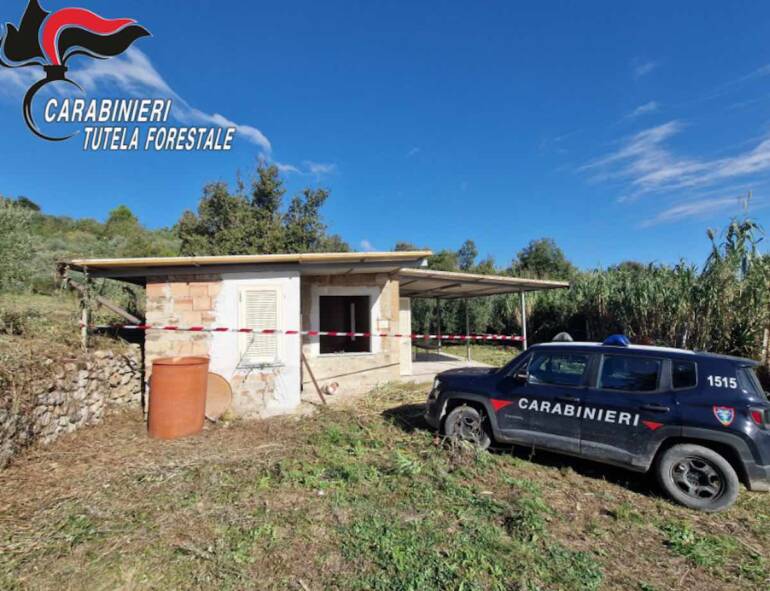 Casa abusiva sequestrata sul Monte Massico