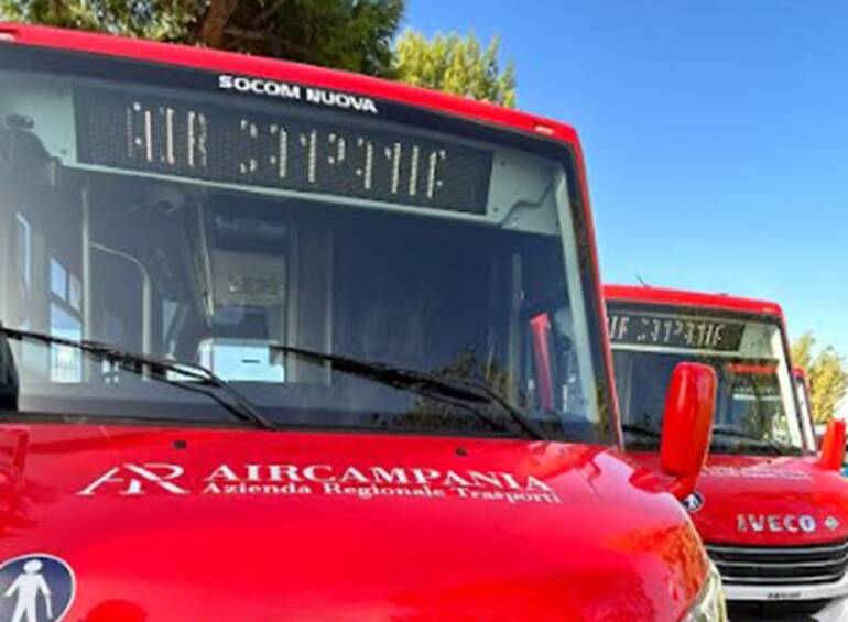 200 new buses presented at AIR Campania headquarters, De Luca present