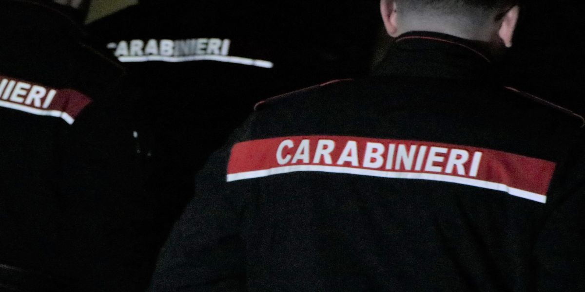 Controlli carabinieri a Scampia e Piscinola: denunciato anche 16enne