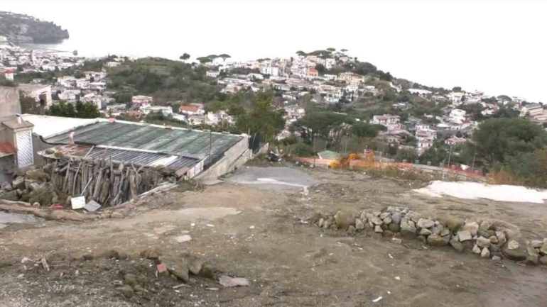 Ischia, approvato il Piano di Ricostruzione: via libera alla rinascita dopo il sisma e l’alluvione
