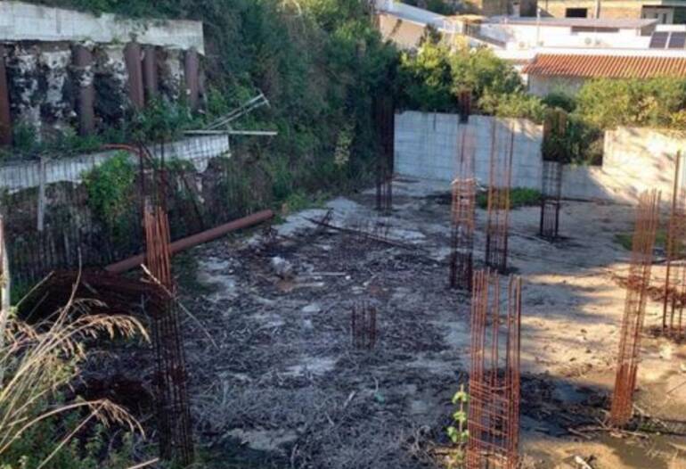 A Ischia il cantiere della Caserma della Forestale è abbandonato da 14 anni