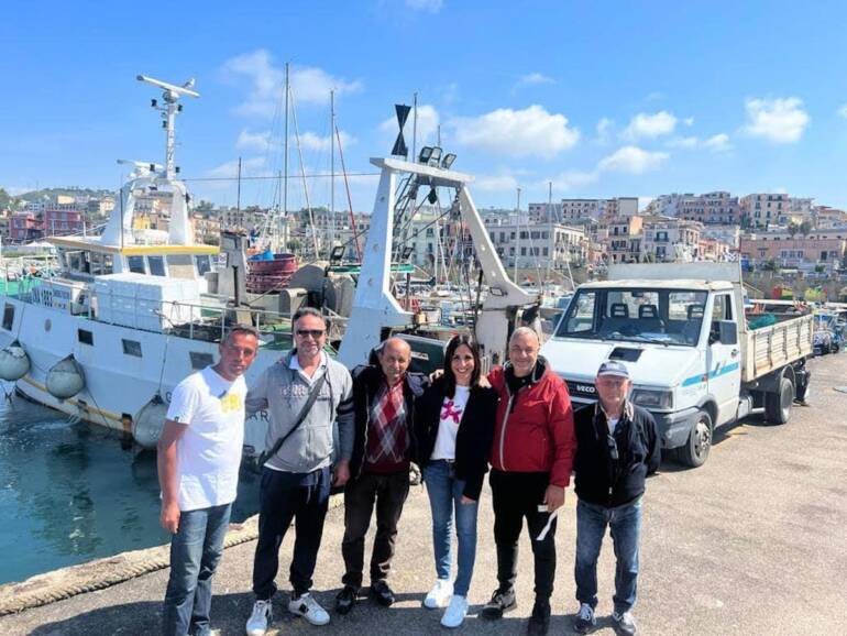 Istituito a Pozzuoli un parcheggio gratuito per i pescatori