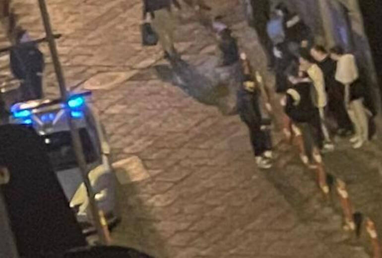 Napoli, gli abusivi tentano ancora di occupare di nuovo gli alloggi di Pizzofalcone