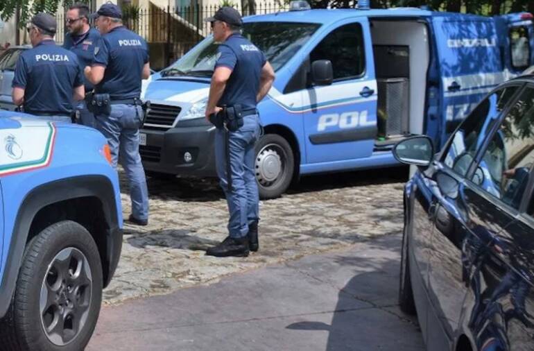 Napoli stesa alle Case Nuove