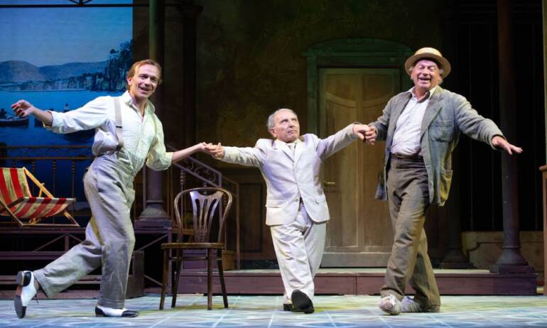 Al Teatro Augusteo di Napoli in scena ‘Uomo e Galantuomo’, con Geppy Gleijeses, Lorenzo Gleijeses ed Ernesto Mahieux
