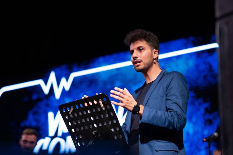 La Stand-Up Comedy di Vincenzo Comunale a Castellammare di Stabia