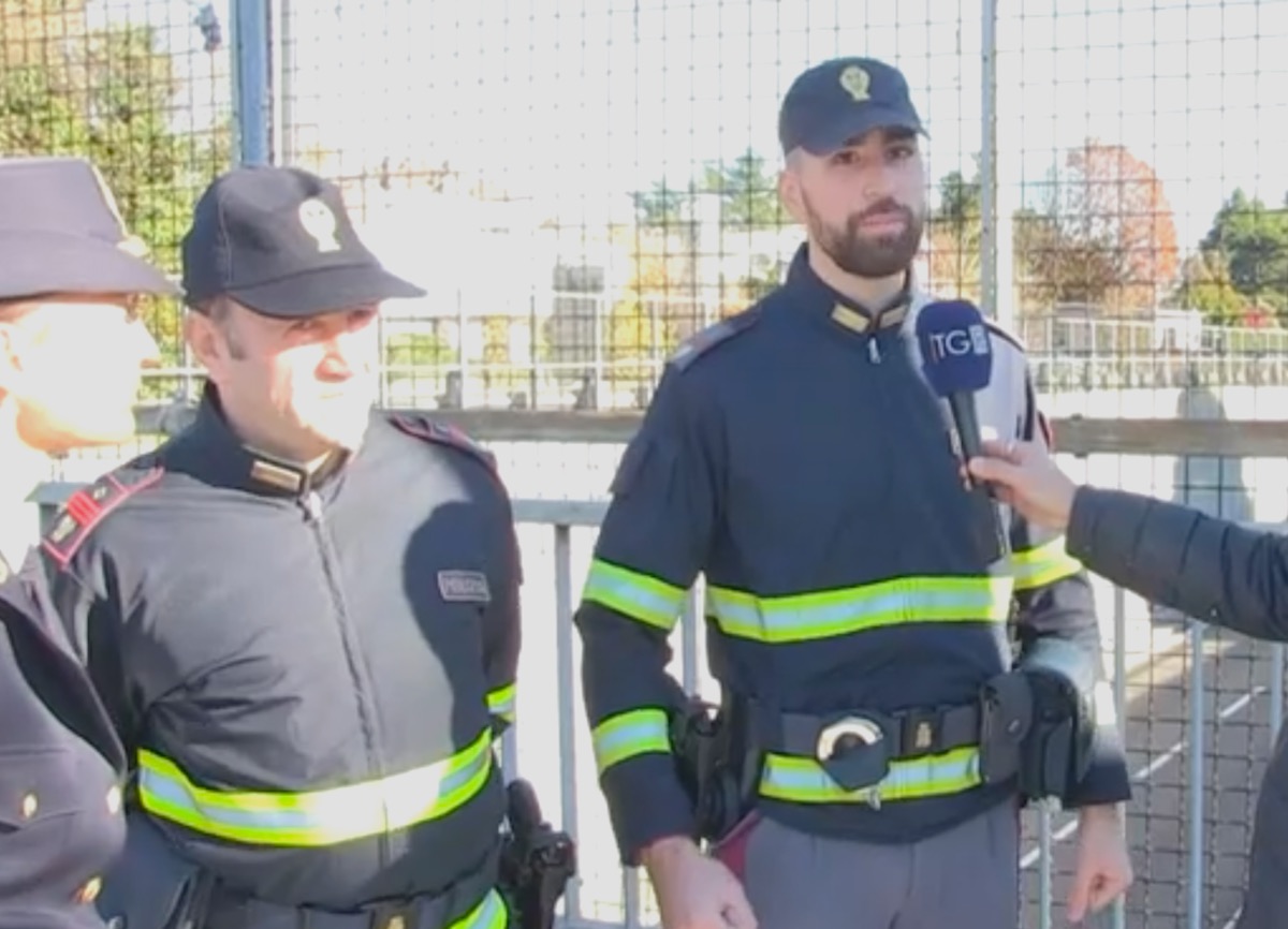 E’ napoletano il poliziotto eroe che ha salvato l’uomo sul cavalcavia a Malpensa