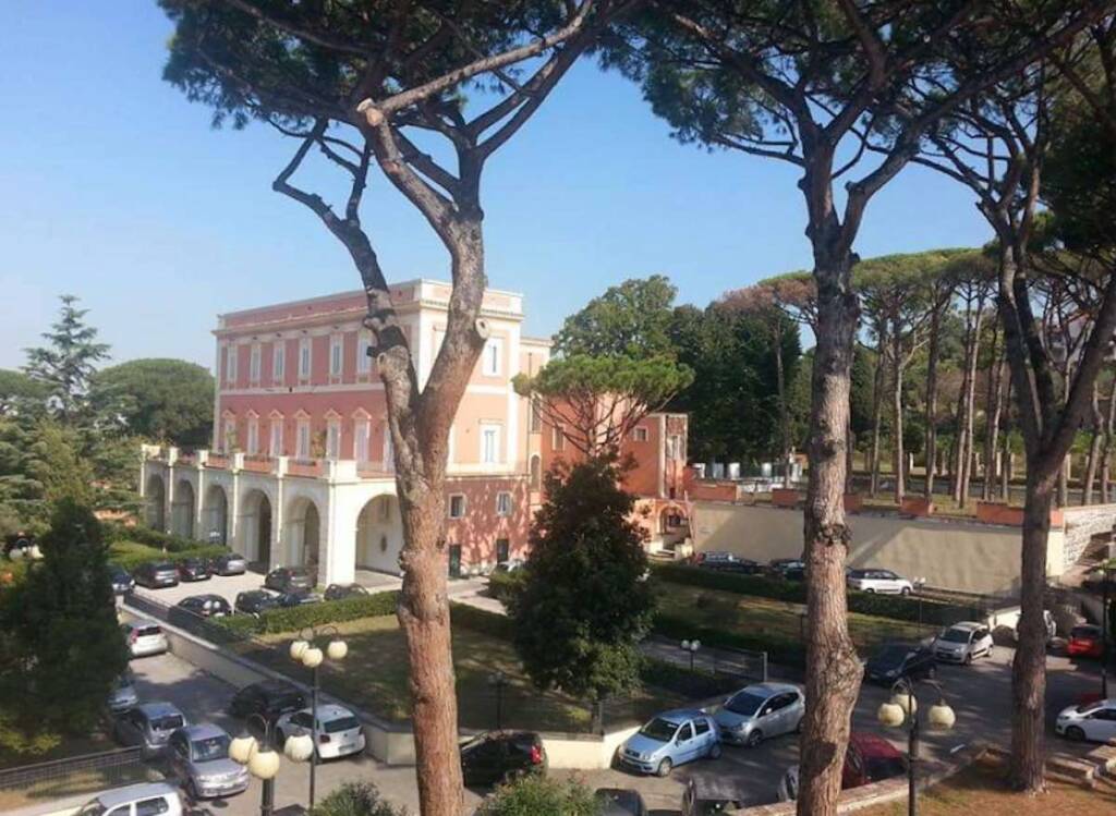 Torre del Greco, evacuation drills at the general headquarters of the ASL Napoli 3