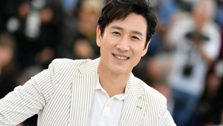South Korea: 'Parasite' Actor Lee Sun-kyun Found Dead